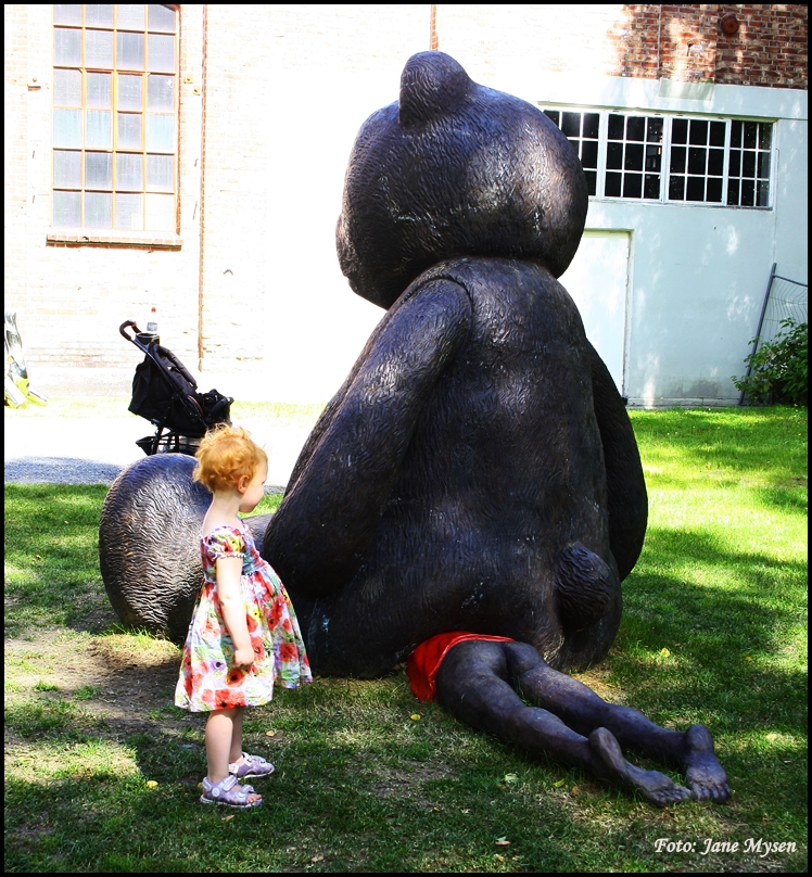 Minken og bamsen på Kistefos-museet