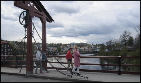 Gamle bybro 900