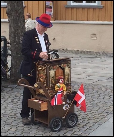 Lirekassemann 900
